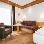 Hotel Jochum Garni 3*