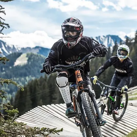 Hotel Jochum Garni 3*